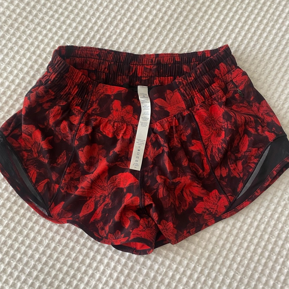 Lululemon running short